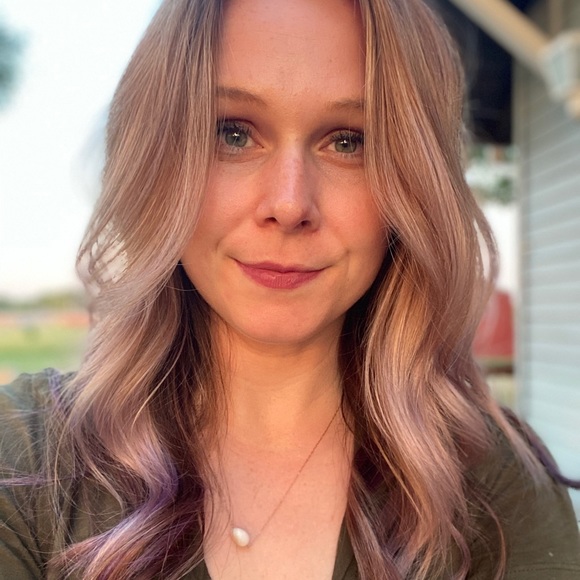 Meet your Posher, Korye - Picture 4 of 4